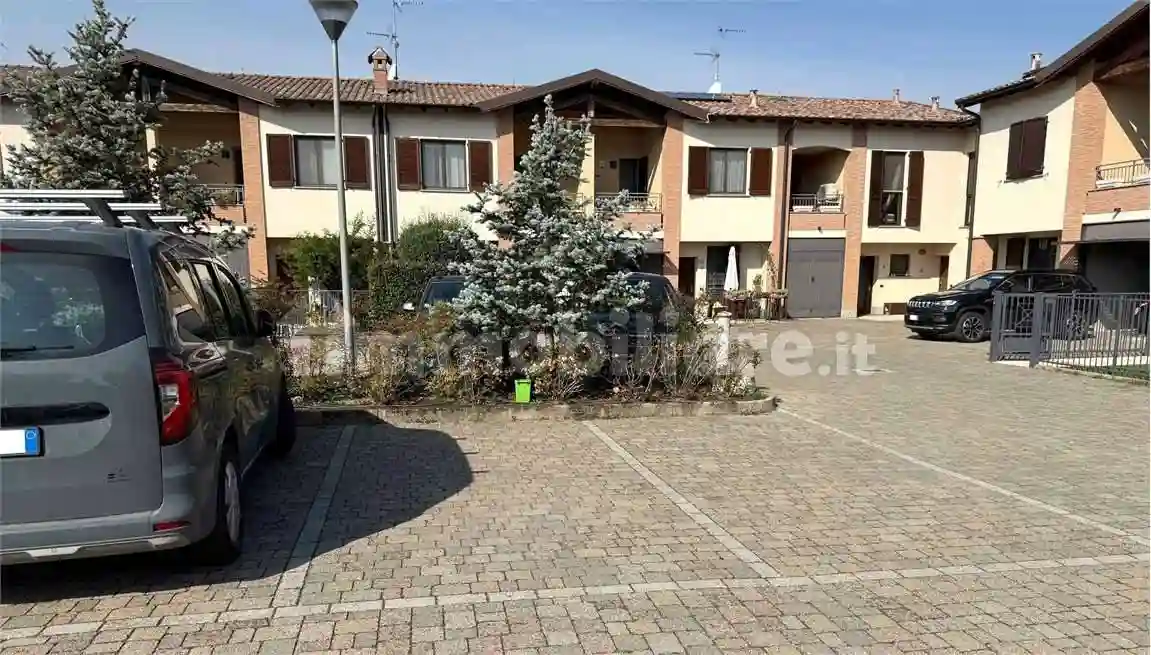 Villetta a schiera - foto 2