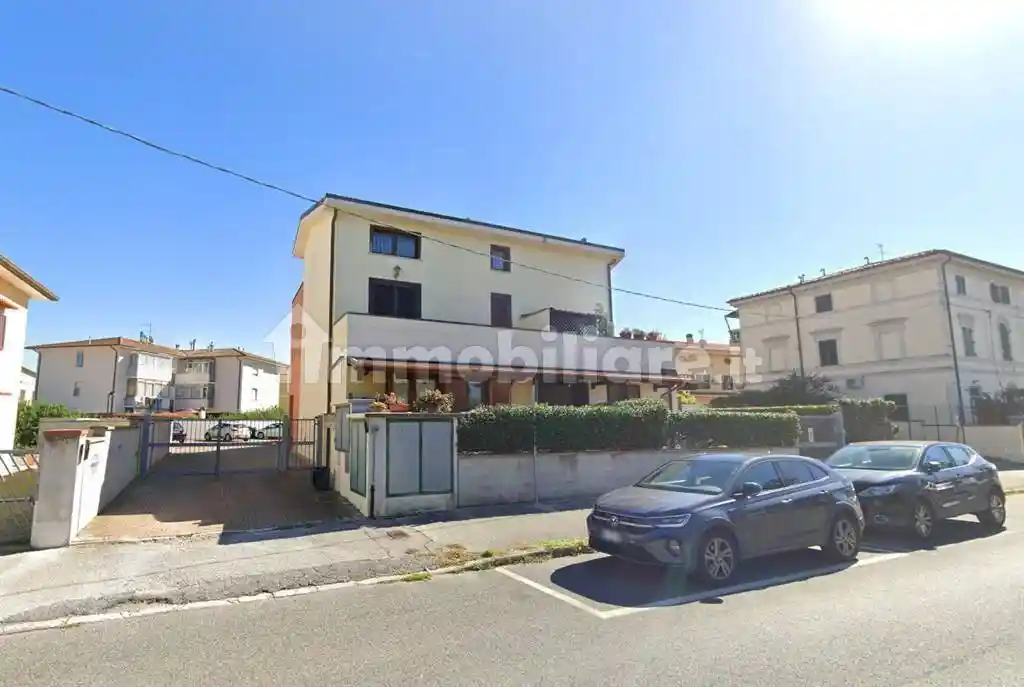 Appartamento in vendita a Collesalvetti