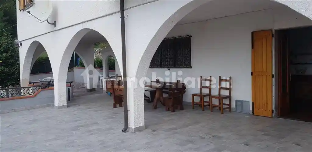 Villa in vendita a Marliana