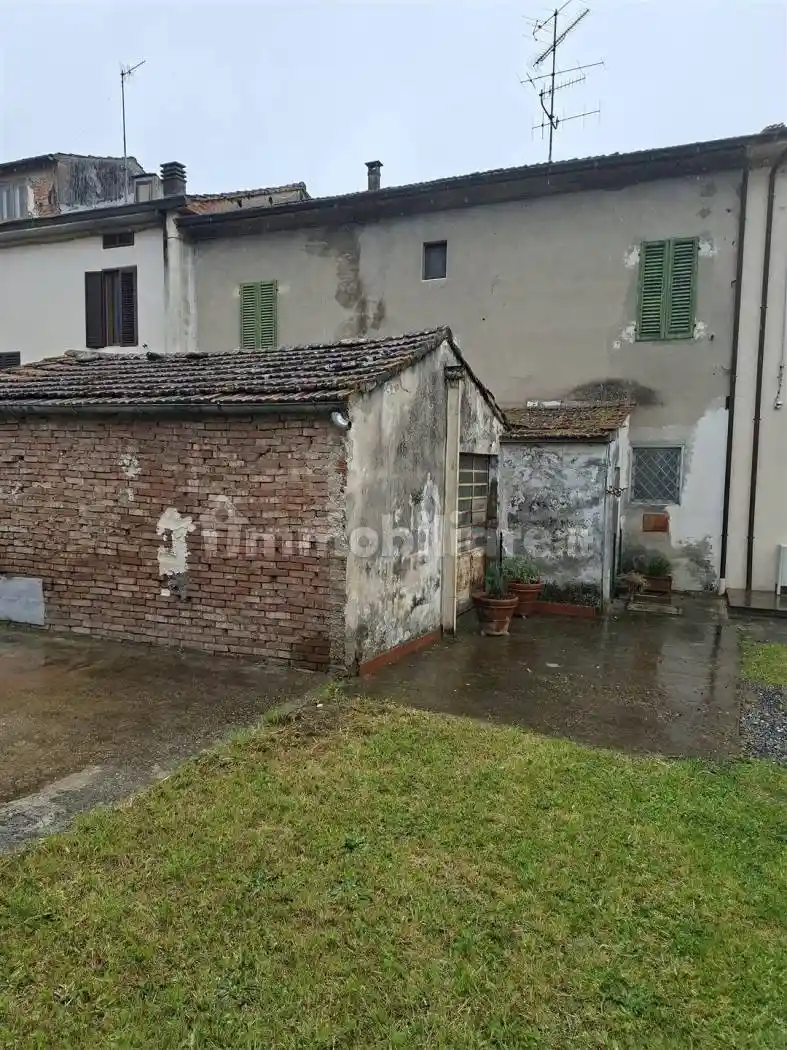 Appartamento in vendita a Montale