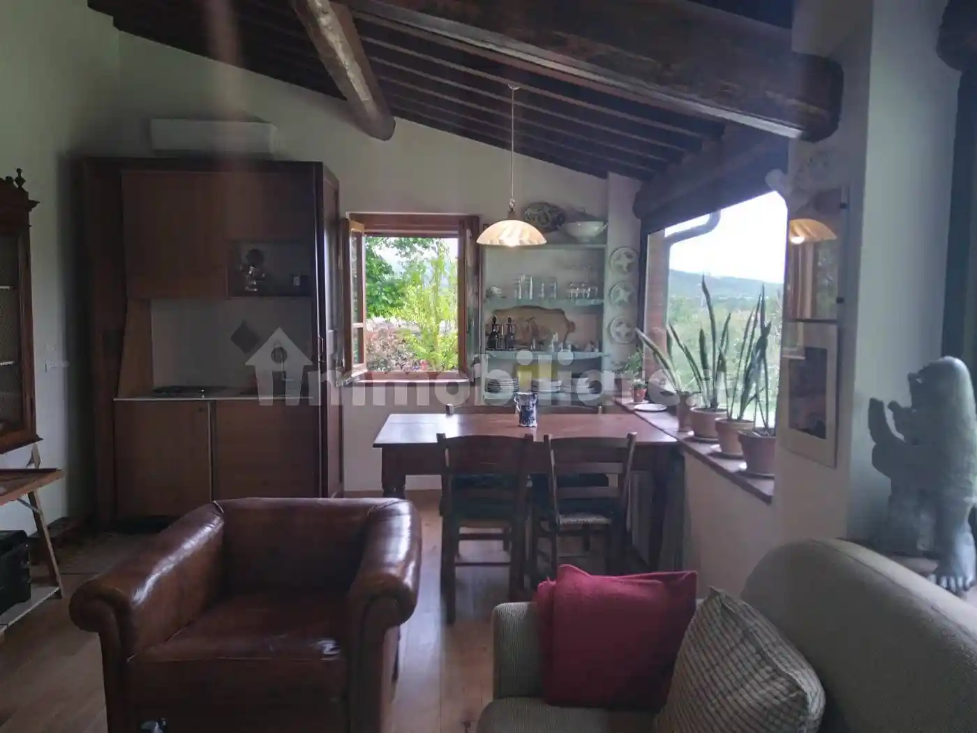 Villa in vendita a Bucine