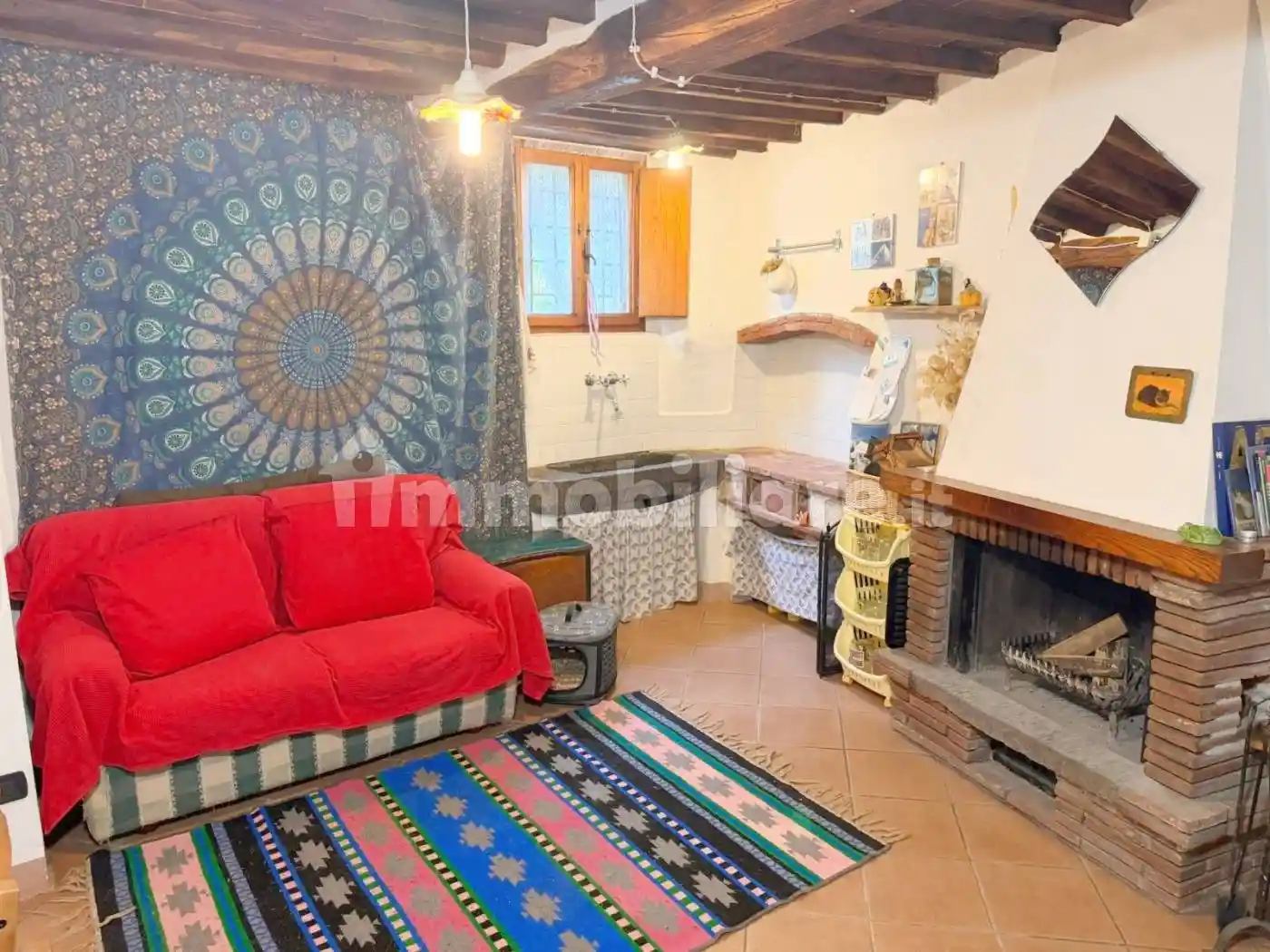 Casa indipendente in vendita a Borgo a Mozzano