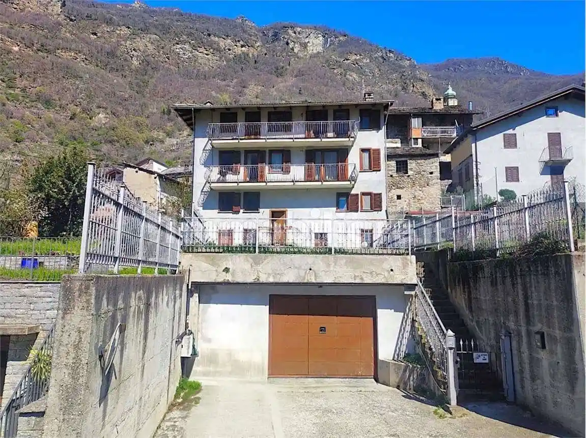 Villa in vendita a Carema