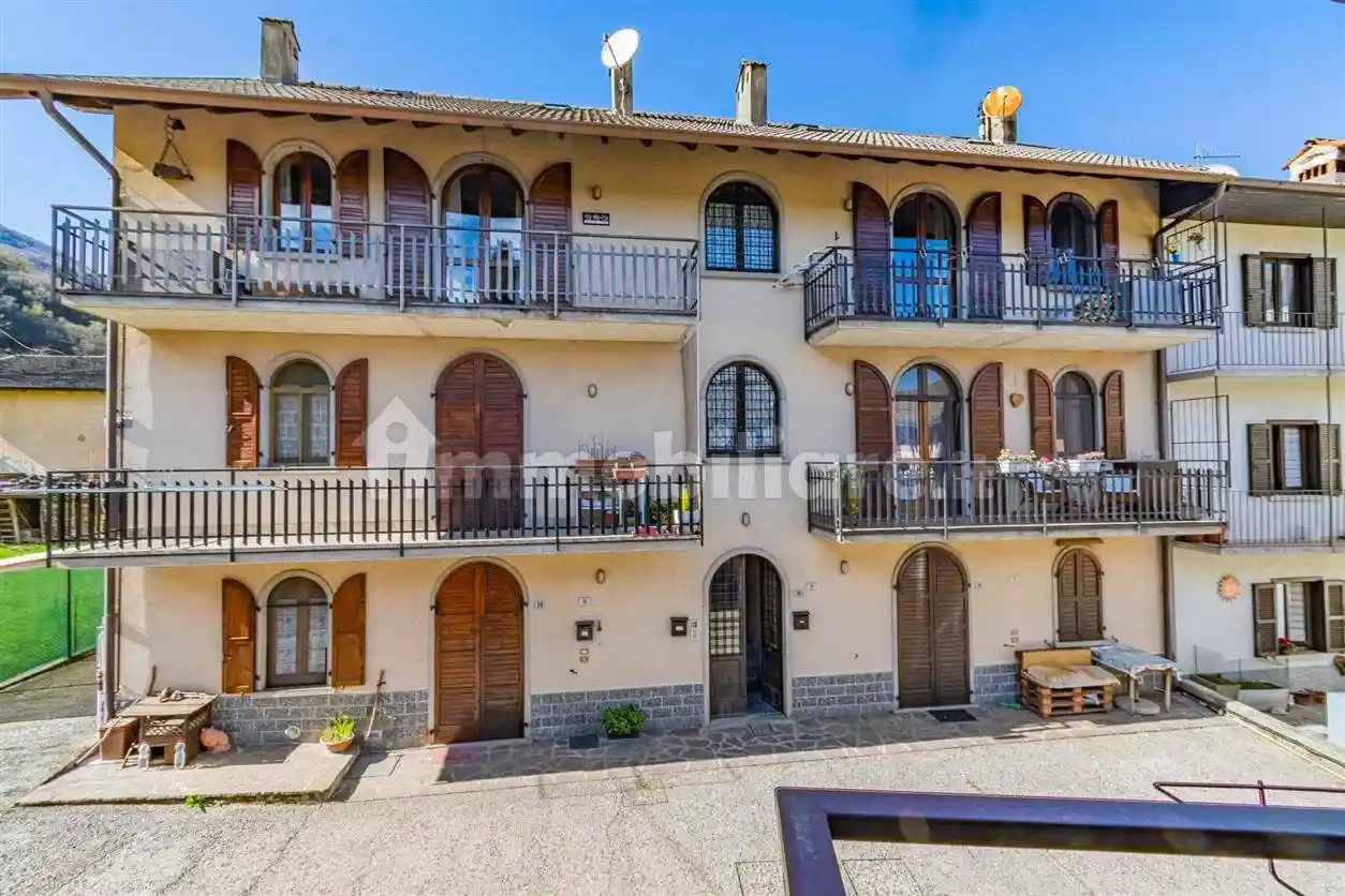 Appartamento in vendita a Sant'Omobono Terme