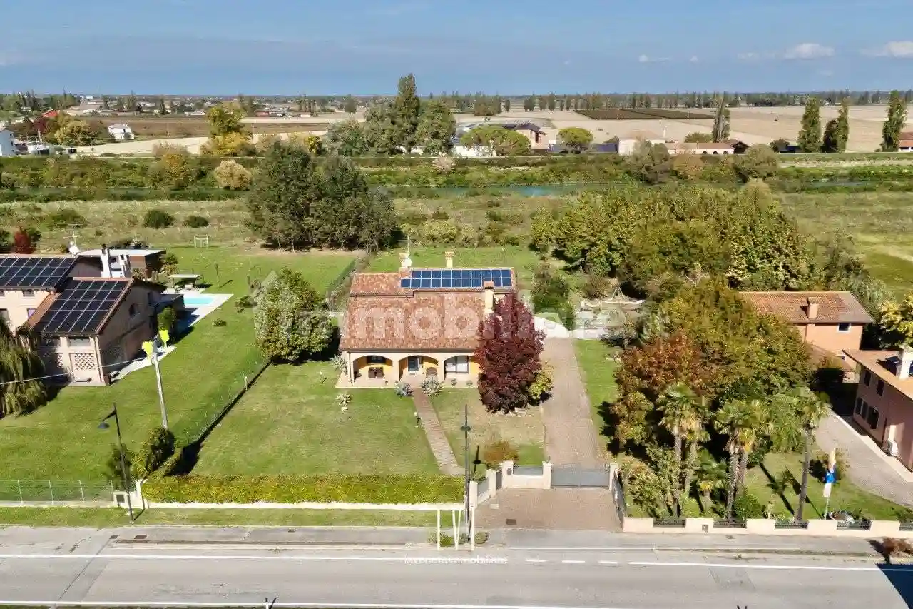 Villa - foto 4