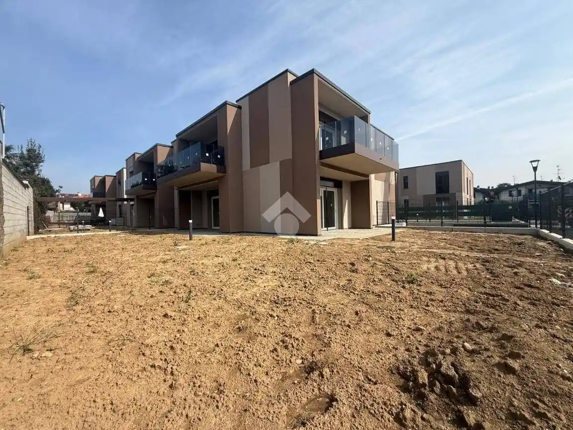 Appartamento in vendita a Rovellasca