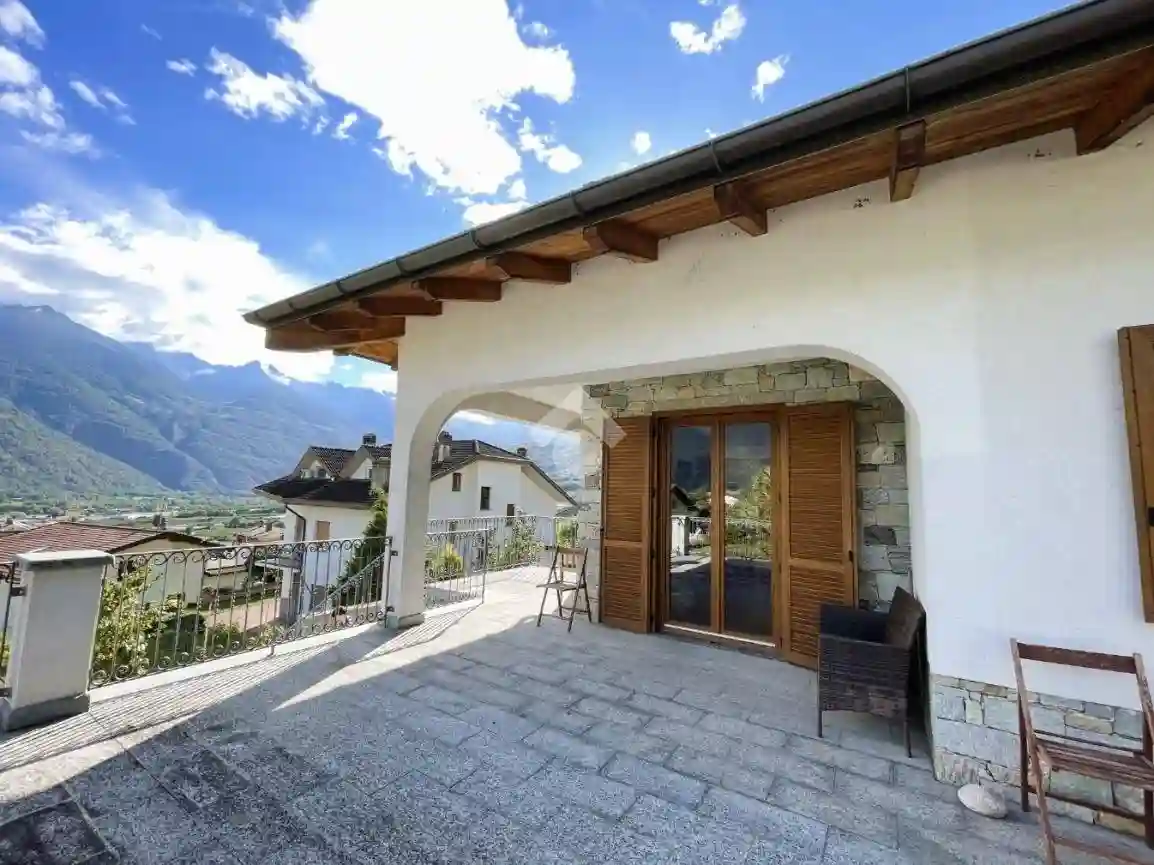Villa - foto 2