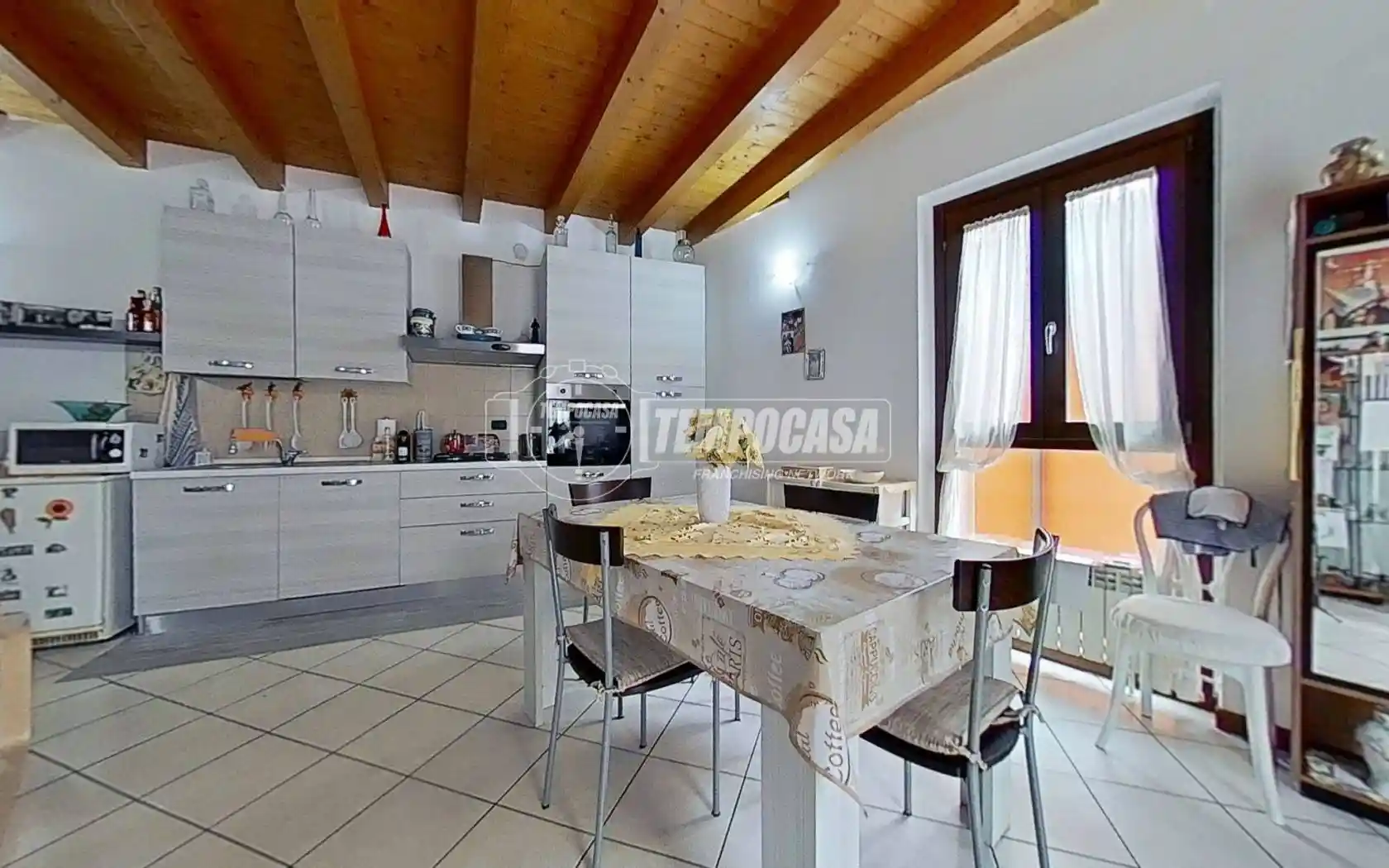 Appartamento in vendita a Biassono