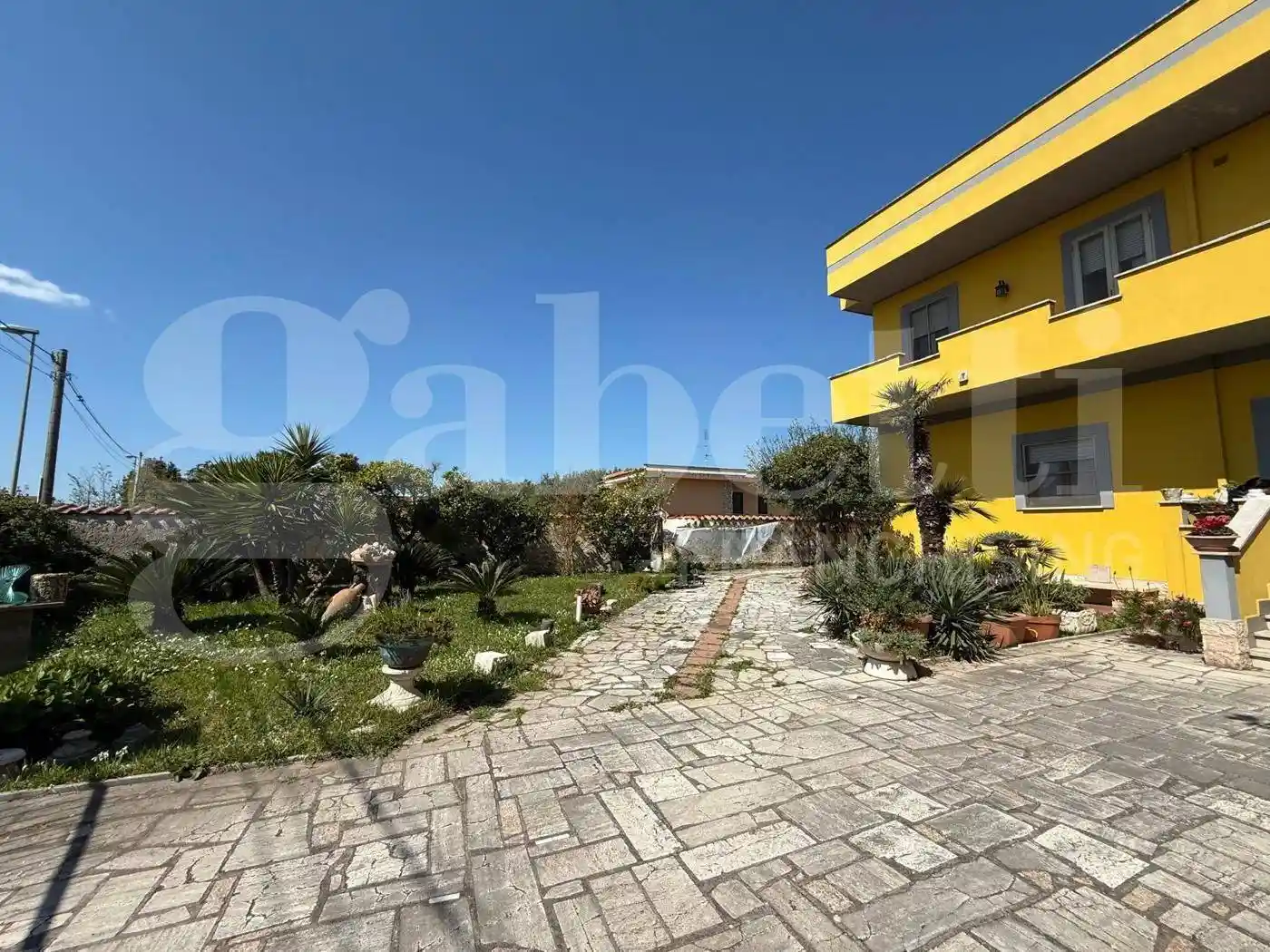 Palazzo - Edificio in vendita a Nettuno