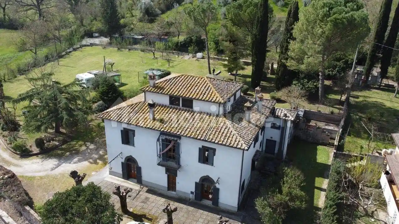 Villa in vendita a Stroncone