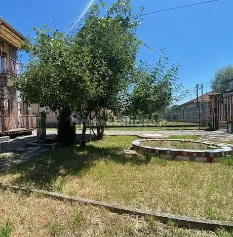 Villa in vendita a Cadorago