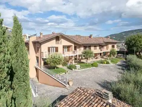Villa in vendita a Corciano