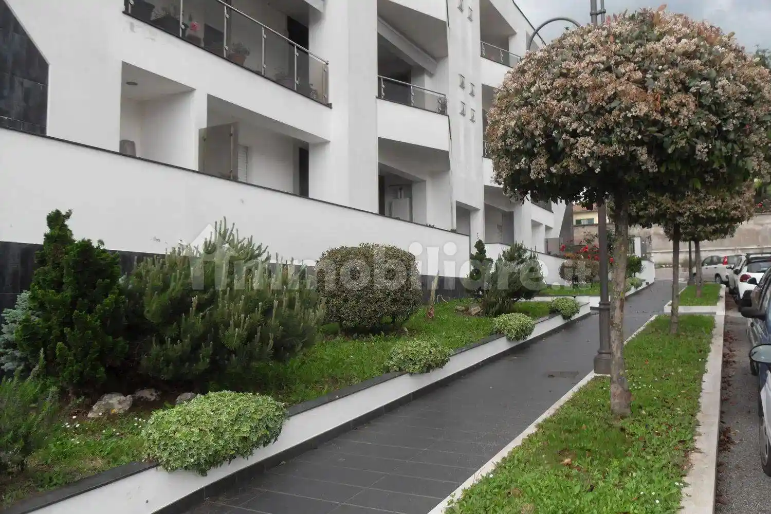 Appartamento in vendita a Lariano