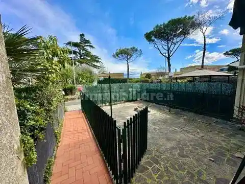 Appartamento in vendita a Campagnano di Roma