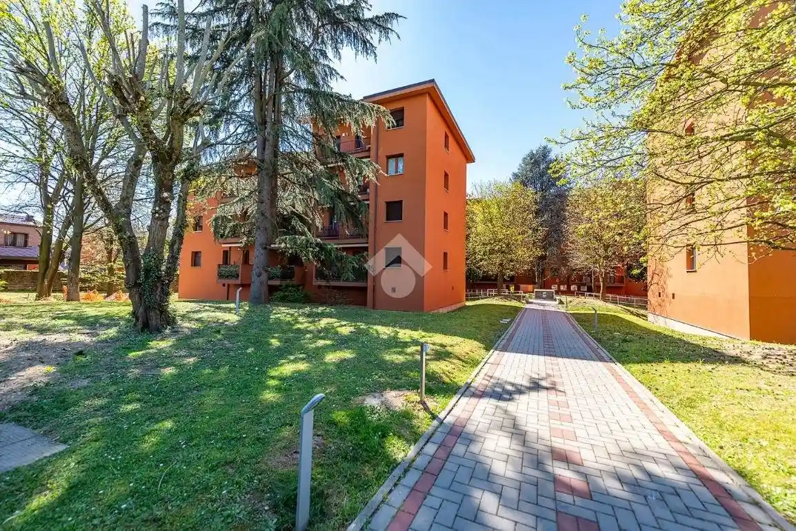 Appartamento in vendita a Arese