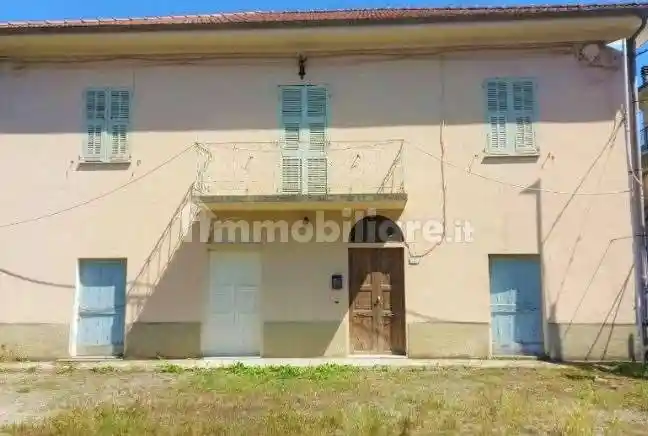 Appartamento in vendita a Pietrabruna