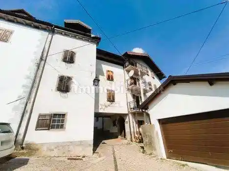 Appartamento in vendita a Paularo