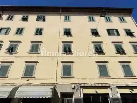 Appartamento in vendita a Livorno