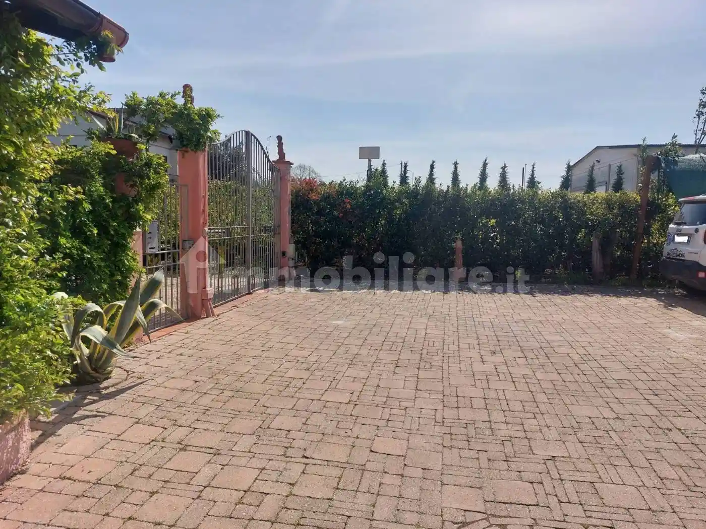 Villa in vendita a Pistoia