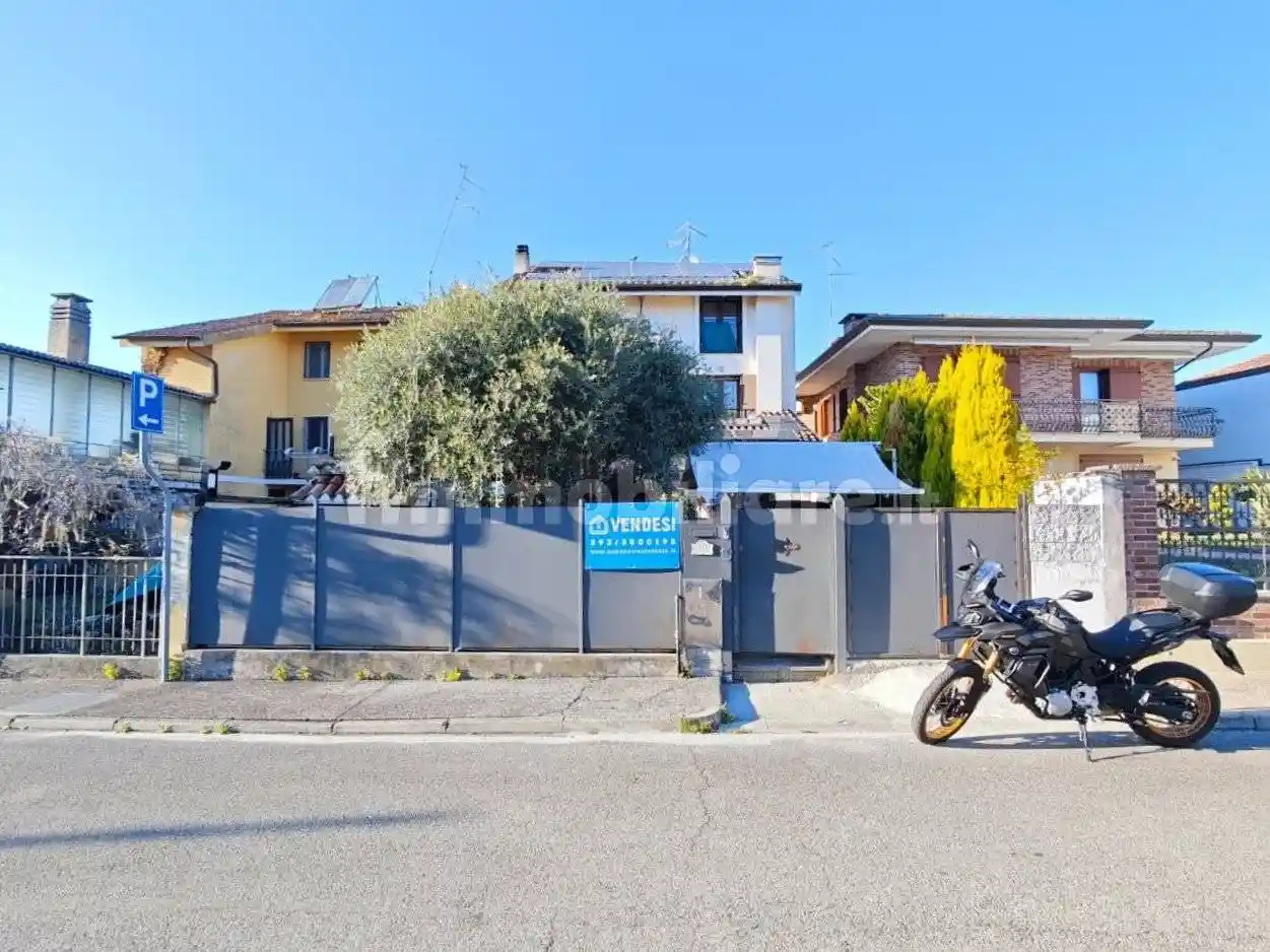 Villa in vendita a Pocenia