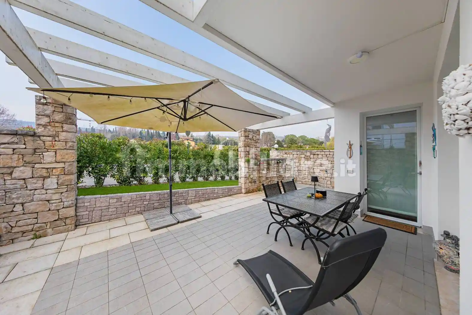 Appartamento in vendita a Padenghe sul Garda