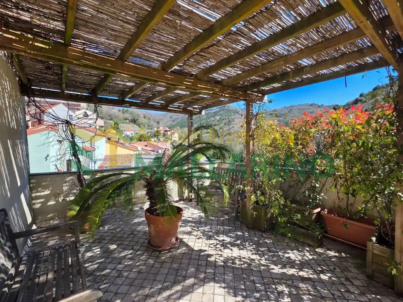 Casa indipendente in vendita a Orco Feglino