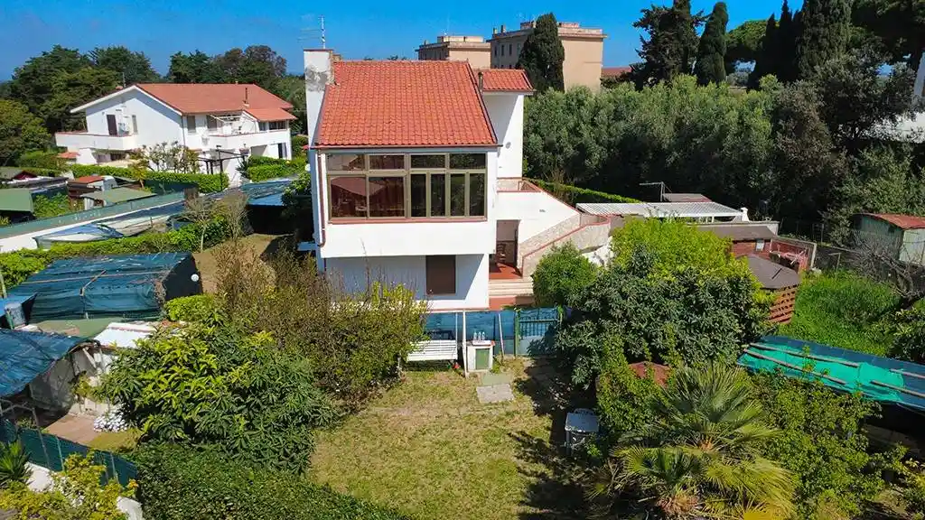 Appartamento in vendita a Montalto di Castro