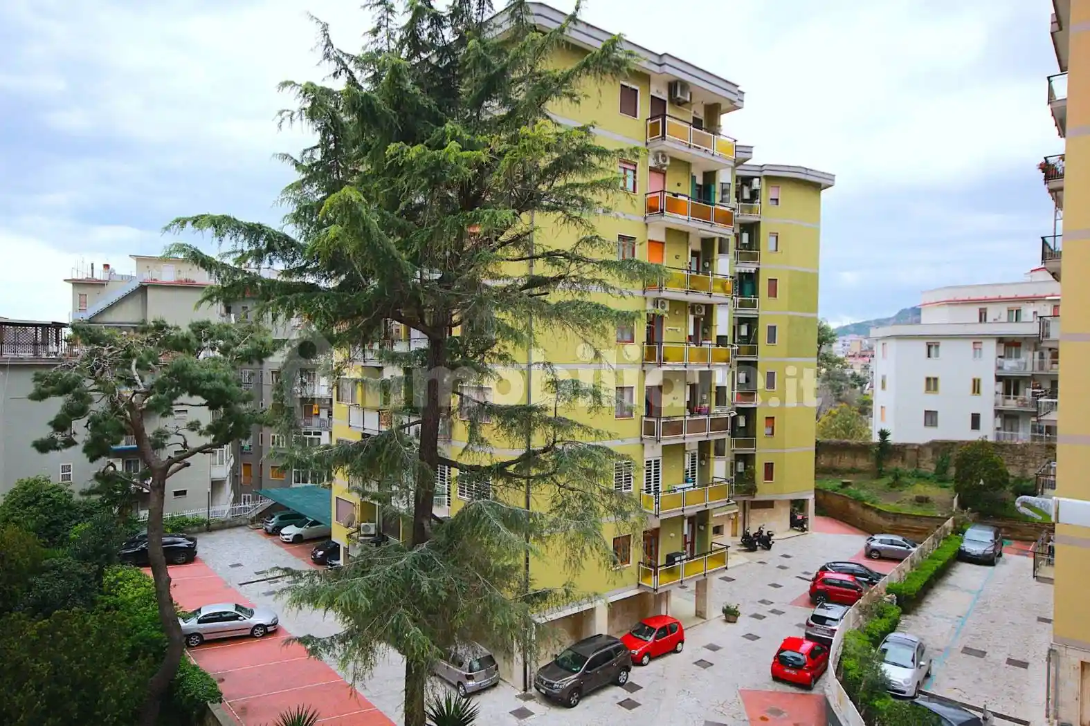 Appartamento in affitto a Napoli