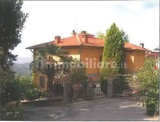 Appartamento in vendita a Rufina