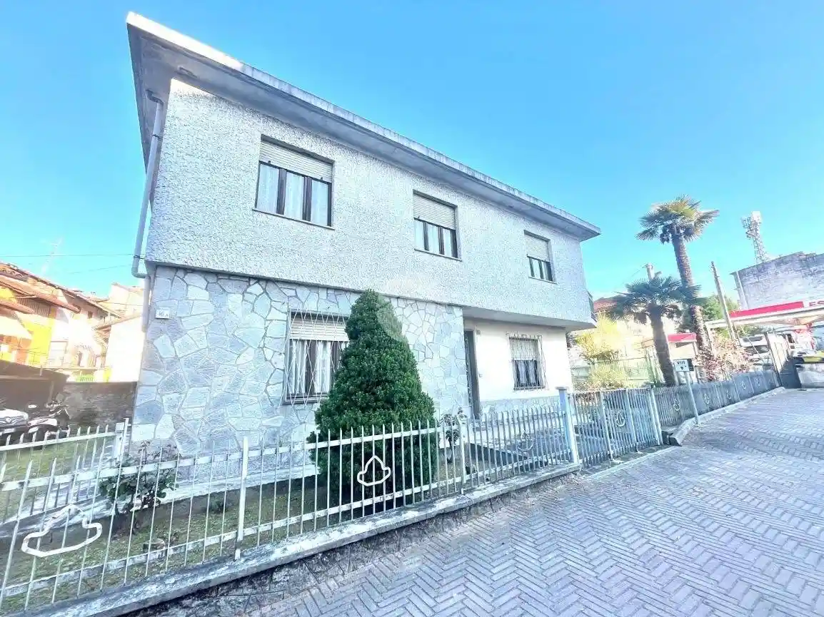 Casa indipendente in vendita a Gassino Torinese