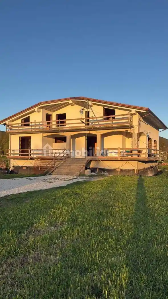 Villa in vendita a Pietramelara