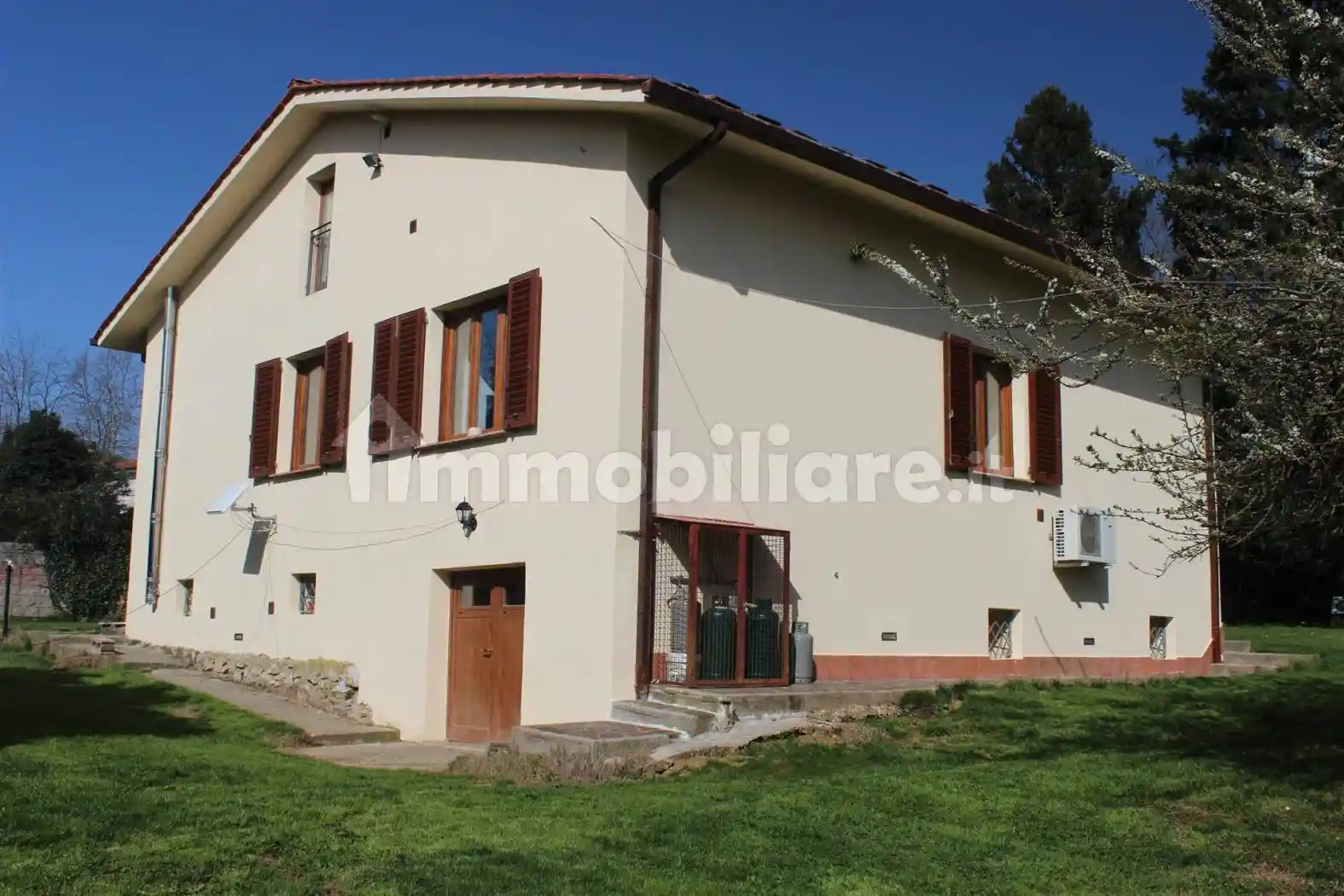 Villa in vendita a Marliana