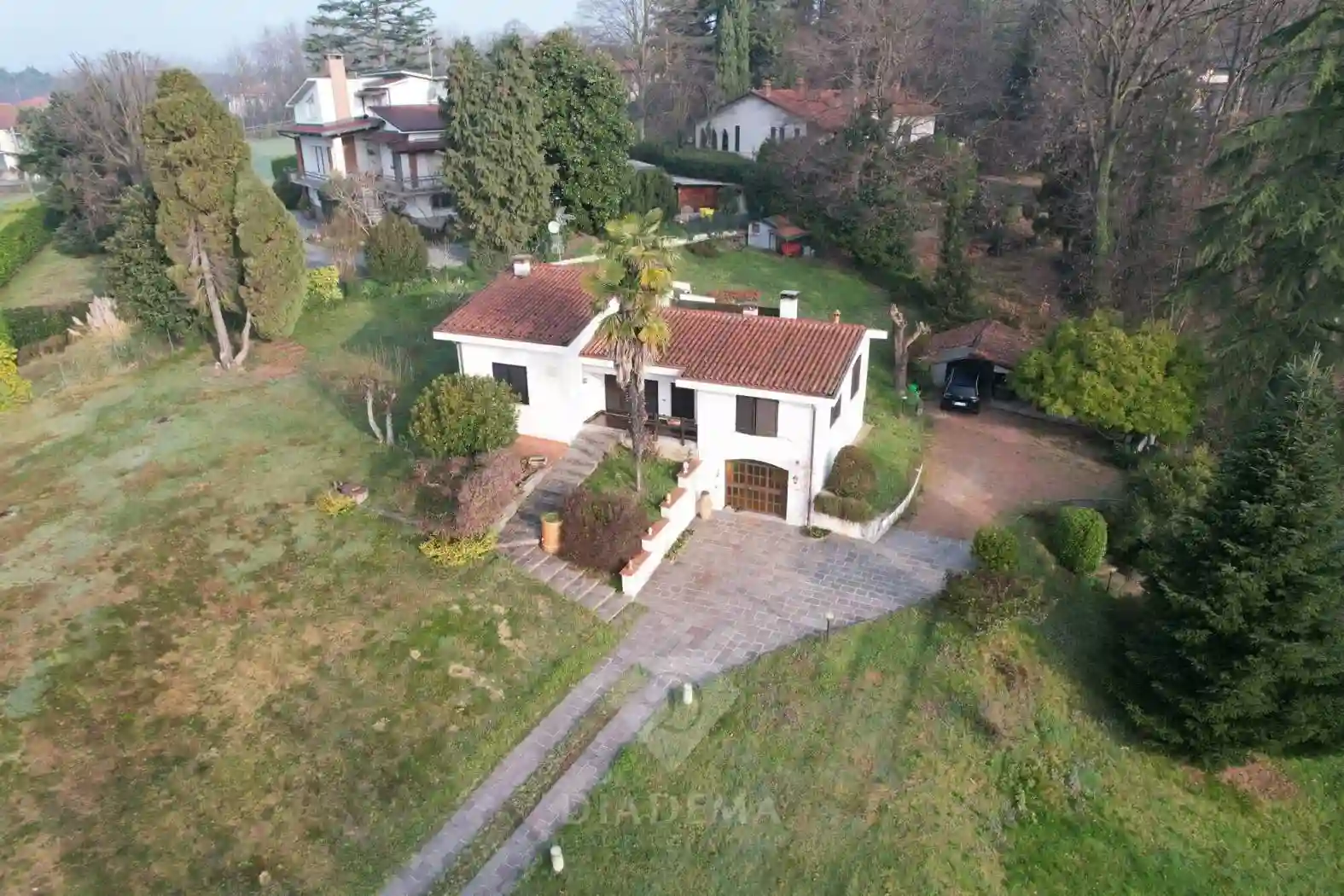 Villa - foto 2