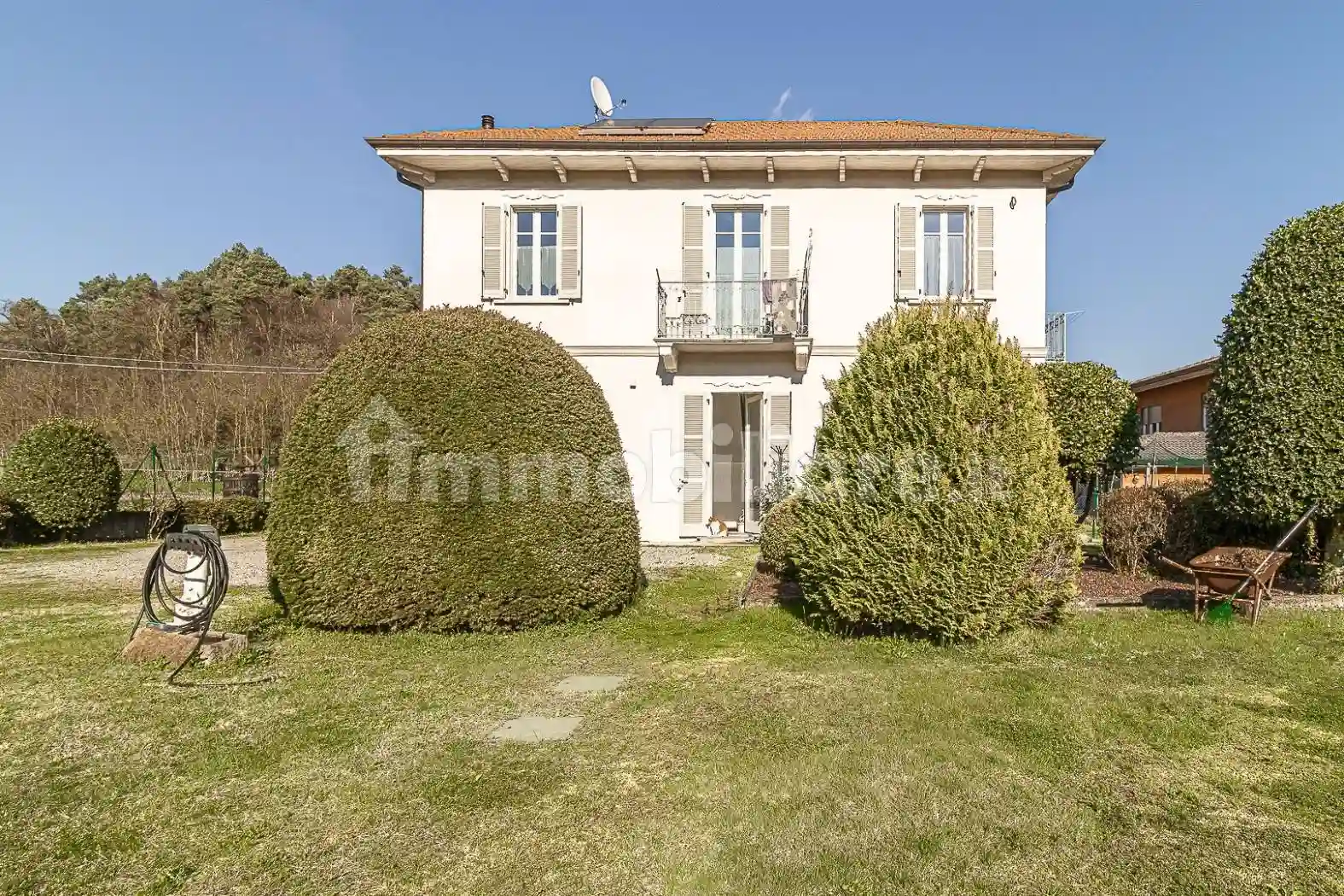 Villa - foto 2
