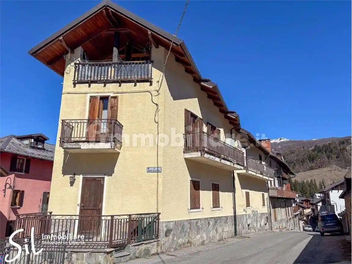 Appartamento in vendita a Cesana Torinese