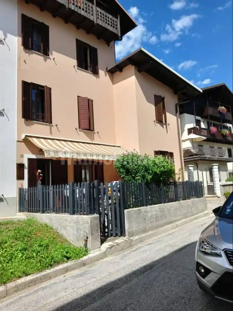 Villa in vendita a Forni di Sotto