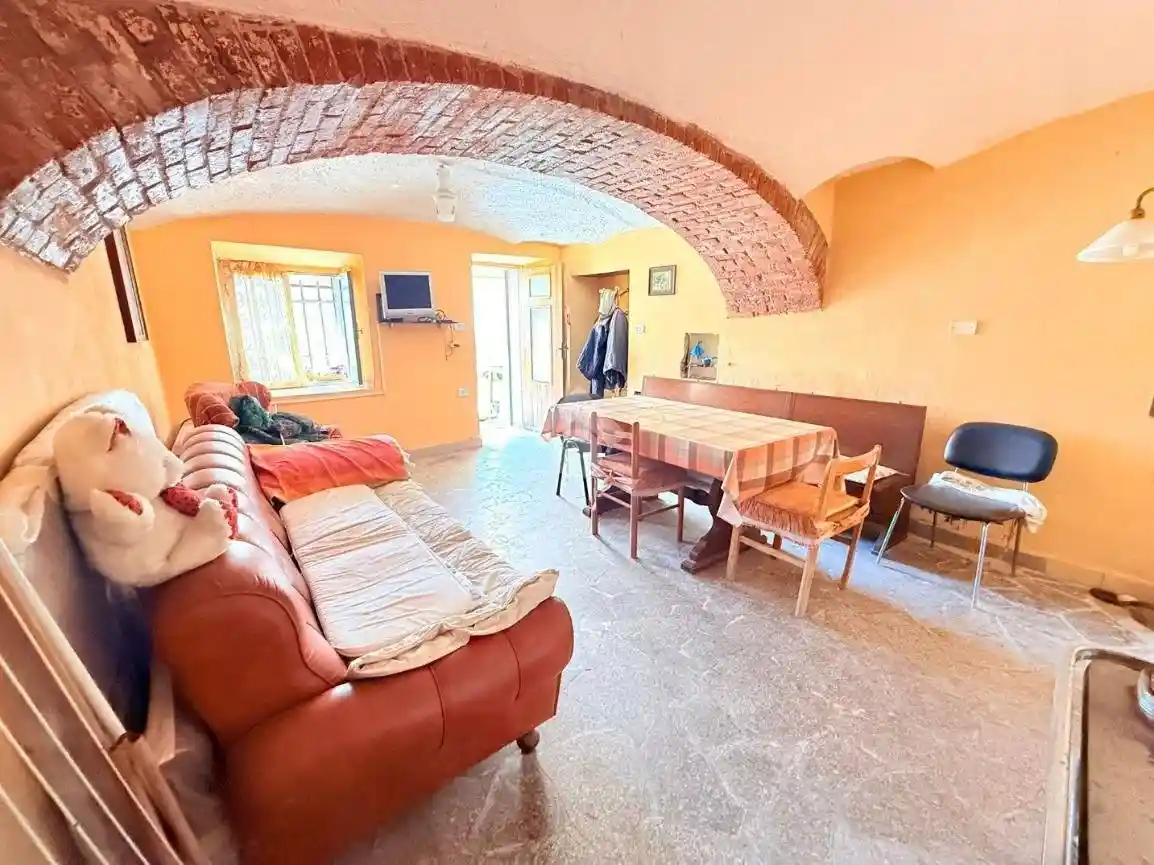 Casa indipendente in vendita a Lanzo Torinese