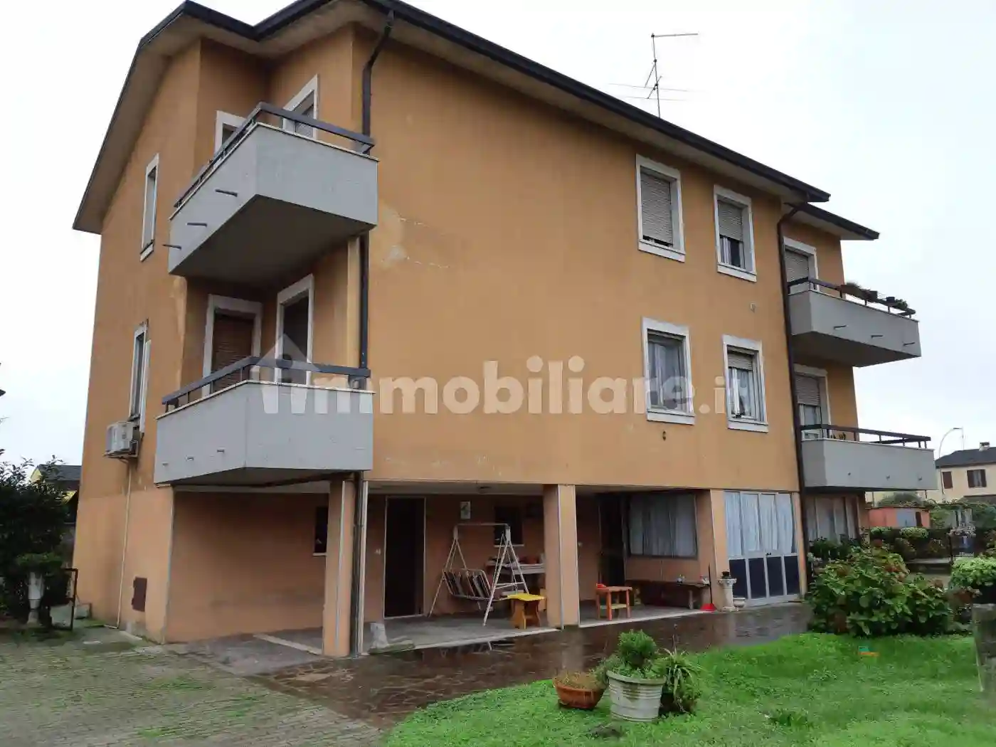 Villa - foto 2