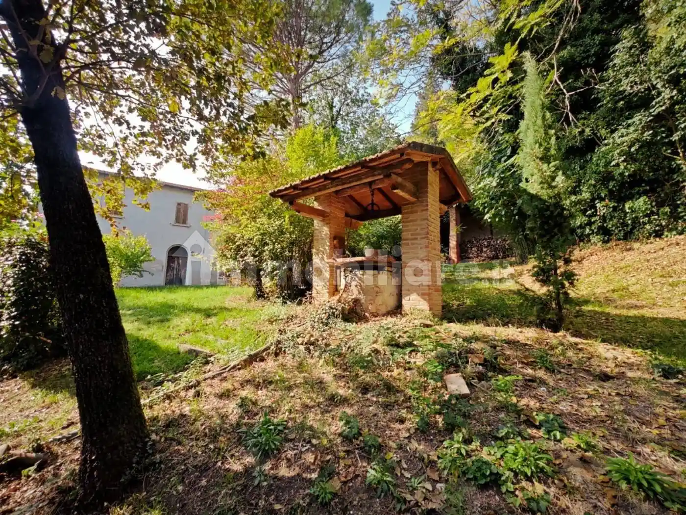 Villa in vendita a Dozza