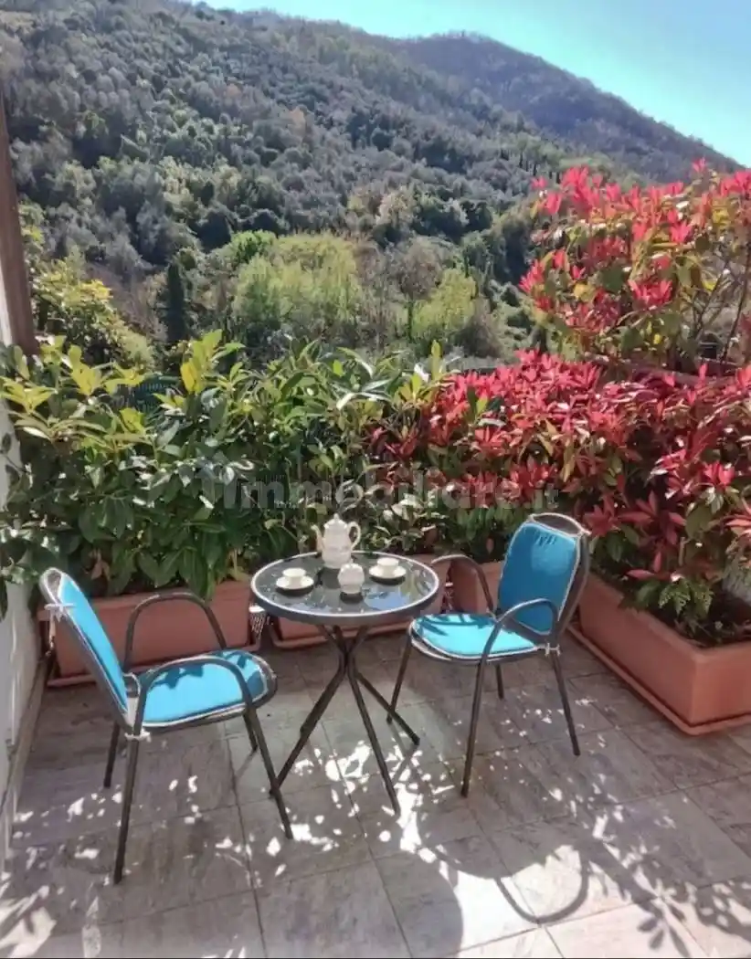 Casa indipendente in vendita a Luni