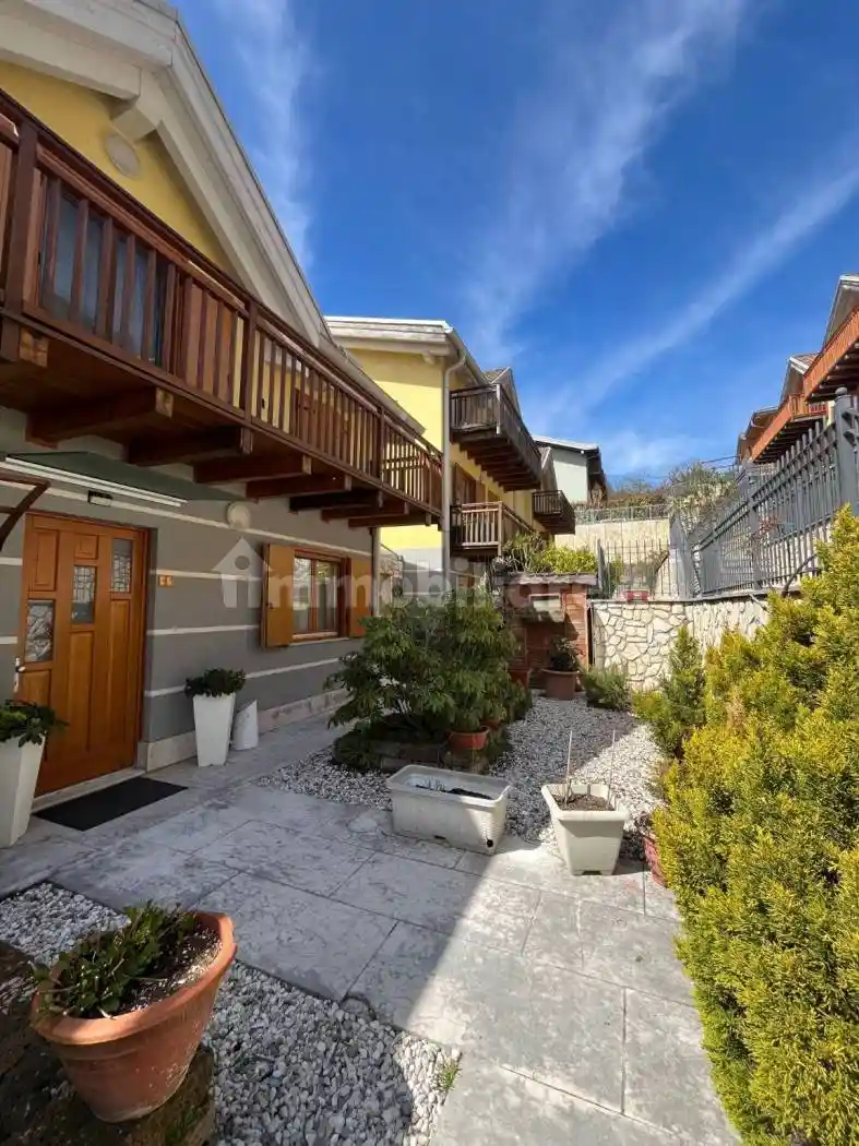 Casa indipendente in vendita a Tenno