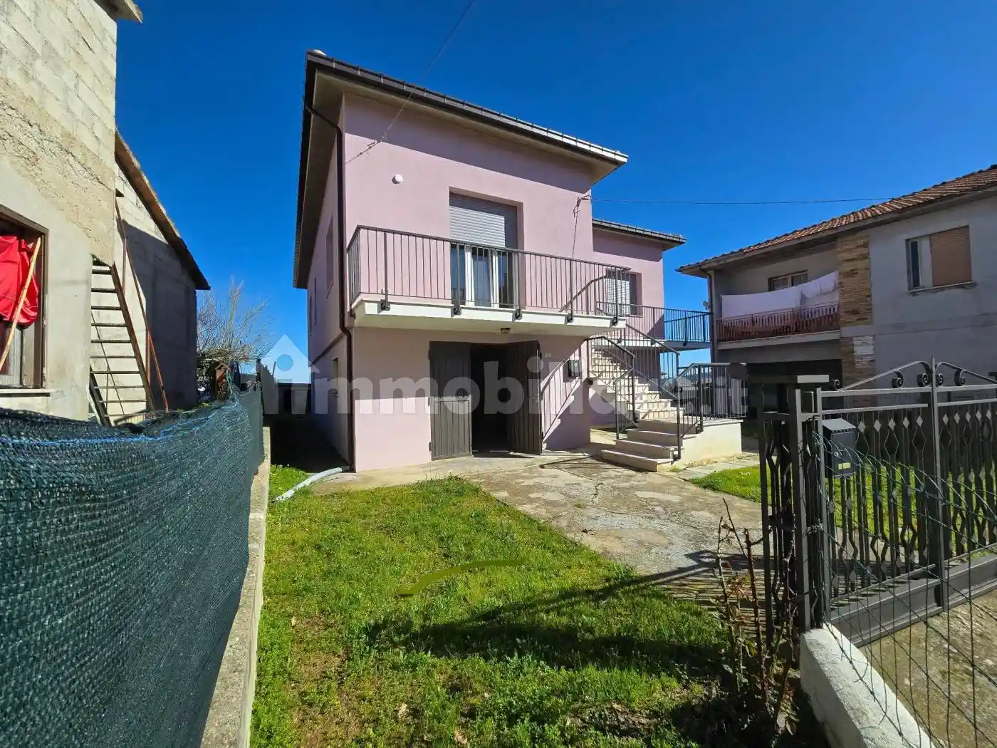 Villa in vendita a Castilenti