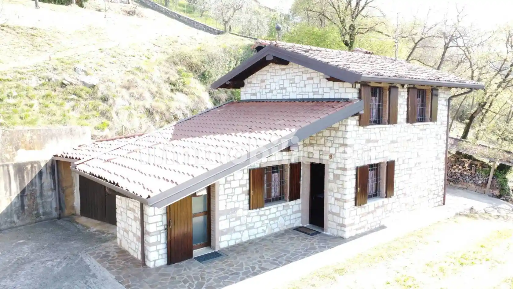 Rustico - Casale in vendita a Ome