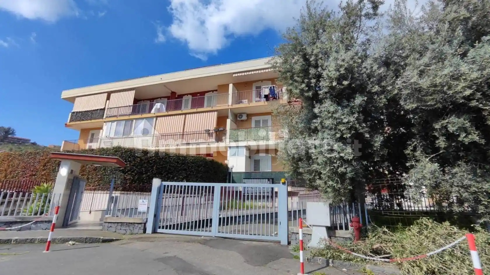 Appartamento in vendita a Aci Catena