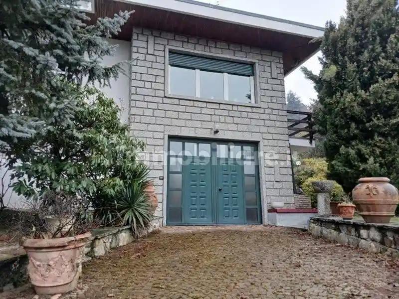 Villa in vendita a Cuorgnè