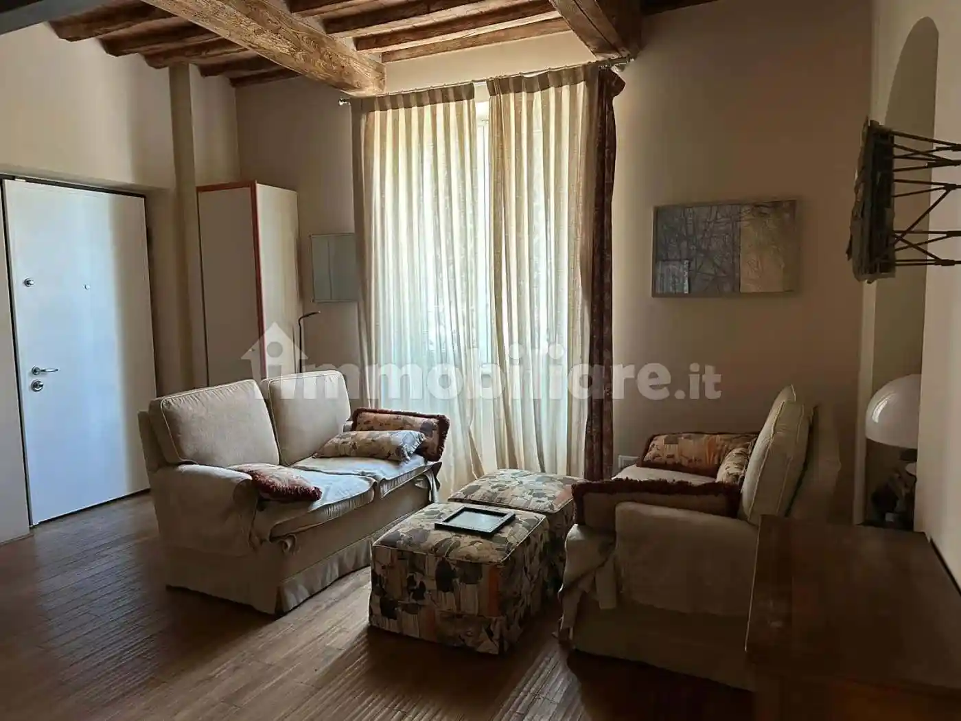 Appartamento in affitto a Carrara