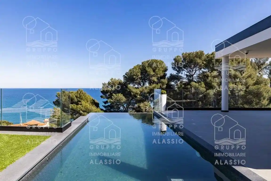 Villa in vendita a Diano Marina