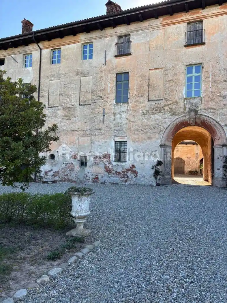 Rustico - Casale in vendita a Castellazzo Novarese