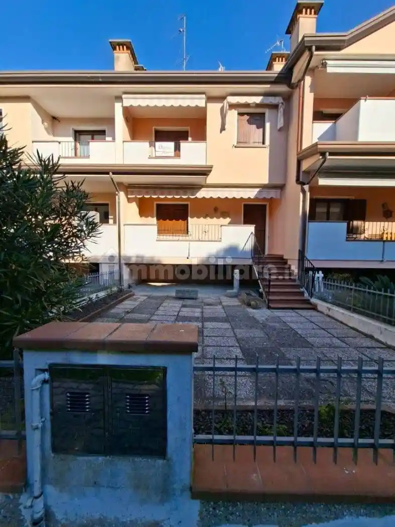 Villetta a schiera in vendita a Caorle