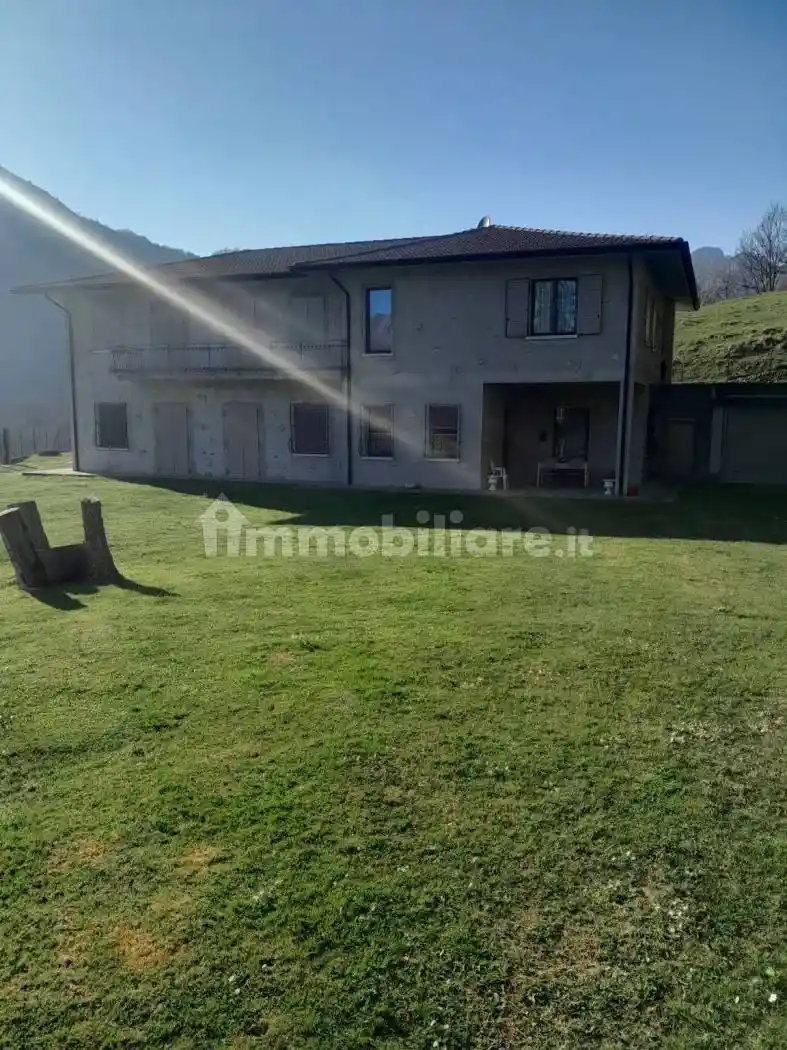 Rustico - Casale in affitto a Lodrino